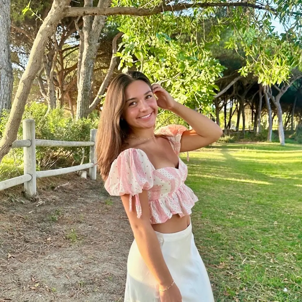 Zoe Taraszki, Partner